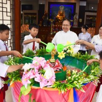 Kegiatan Prosesi Pemandian Rupang Buddha Dalam Rangka Hari Tri Suci Waisak 2568 BE | SD METTA MAITREYA